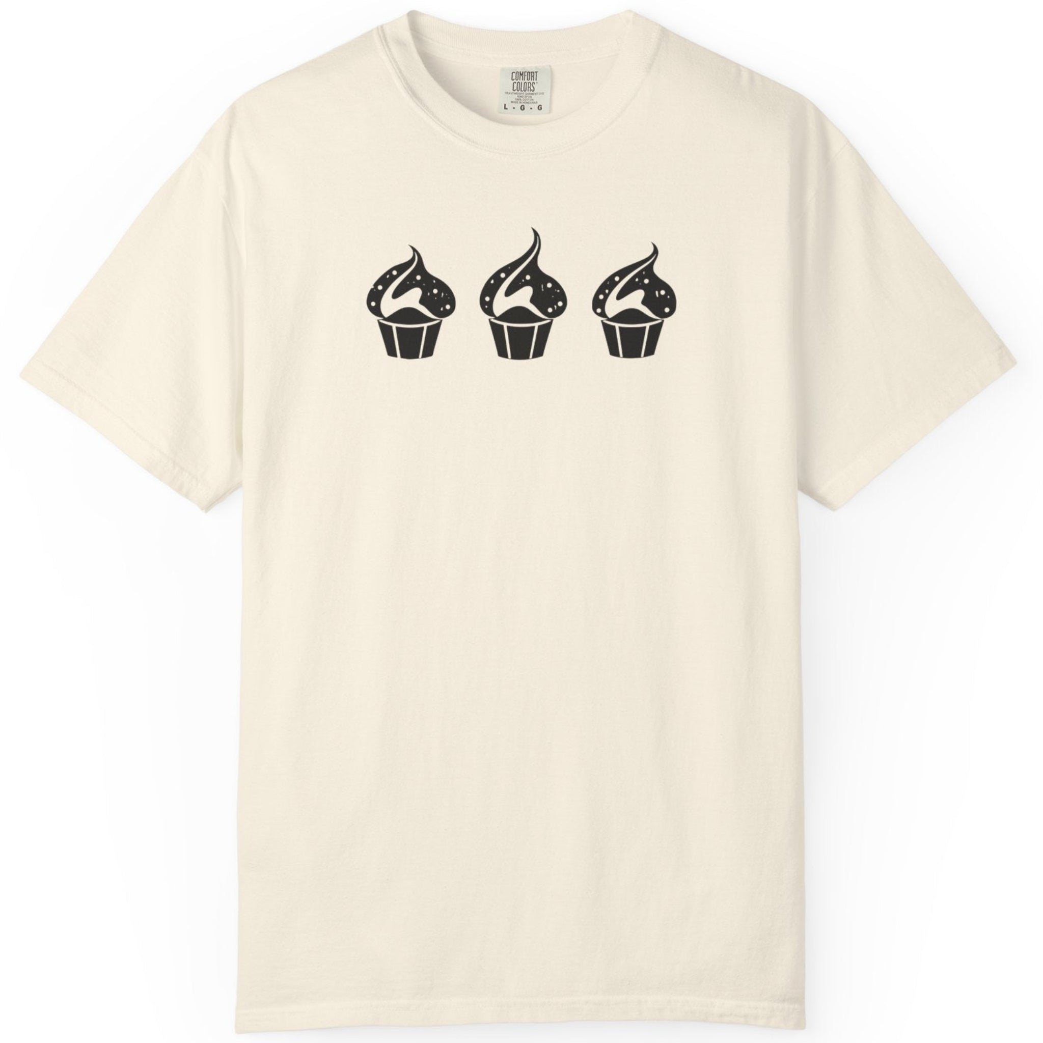 thee cupcakes CC1717 T-shirt