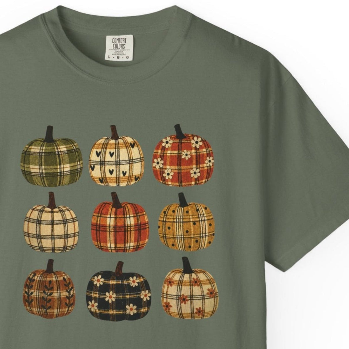 plaid pumpkins T-shirt