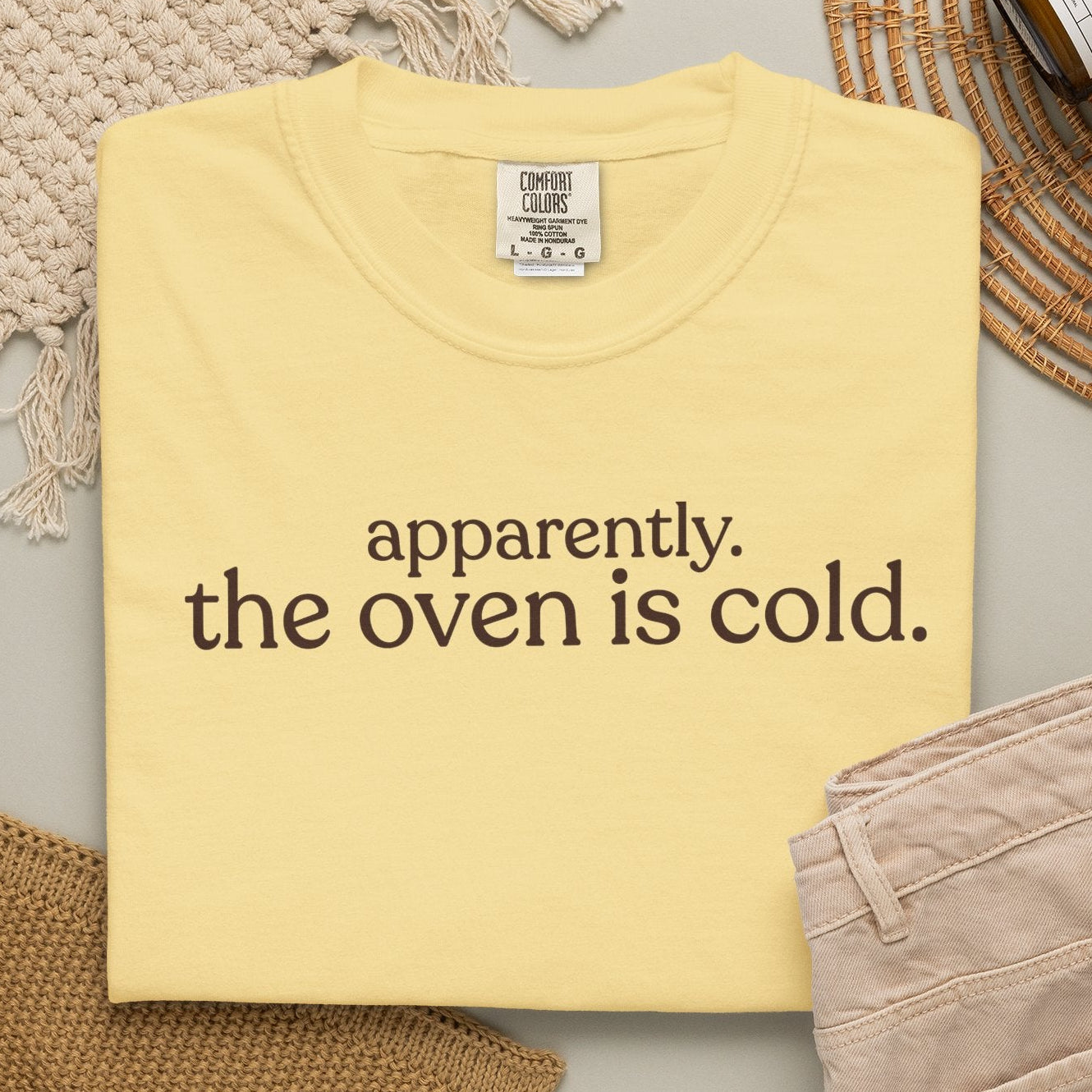 Apparently ovenT-shirt