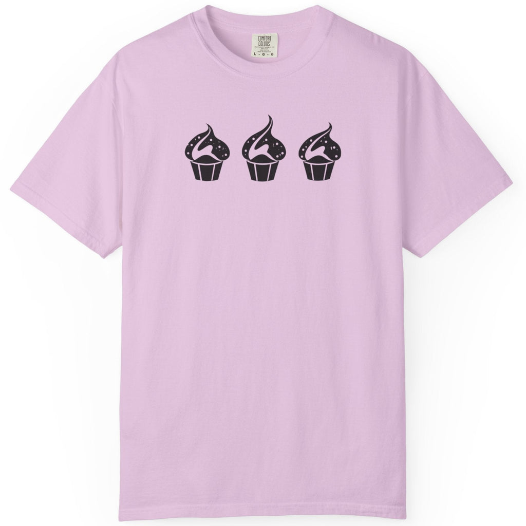 thee cupcakes CC1717 T-shirt