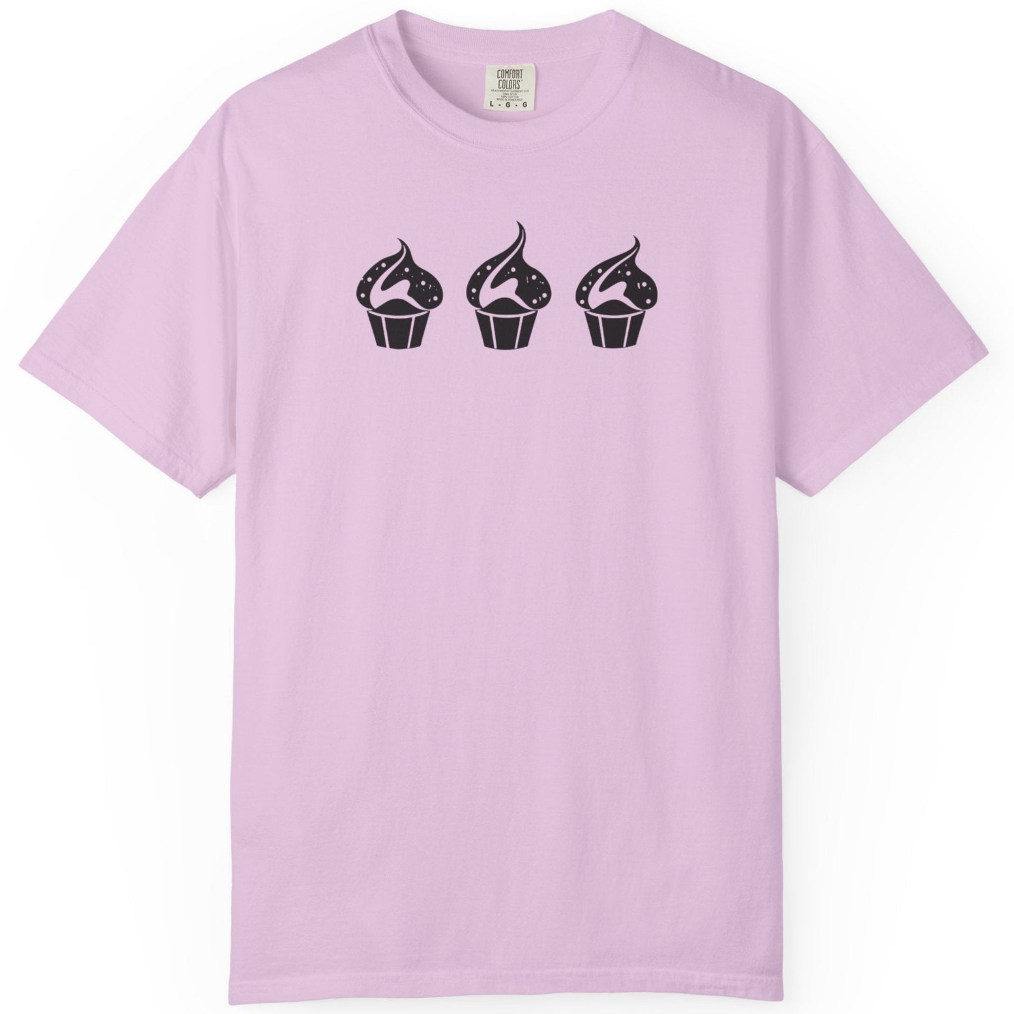 thee cupcakes CC1717 T-shirt