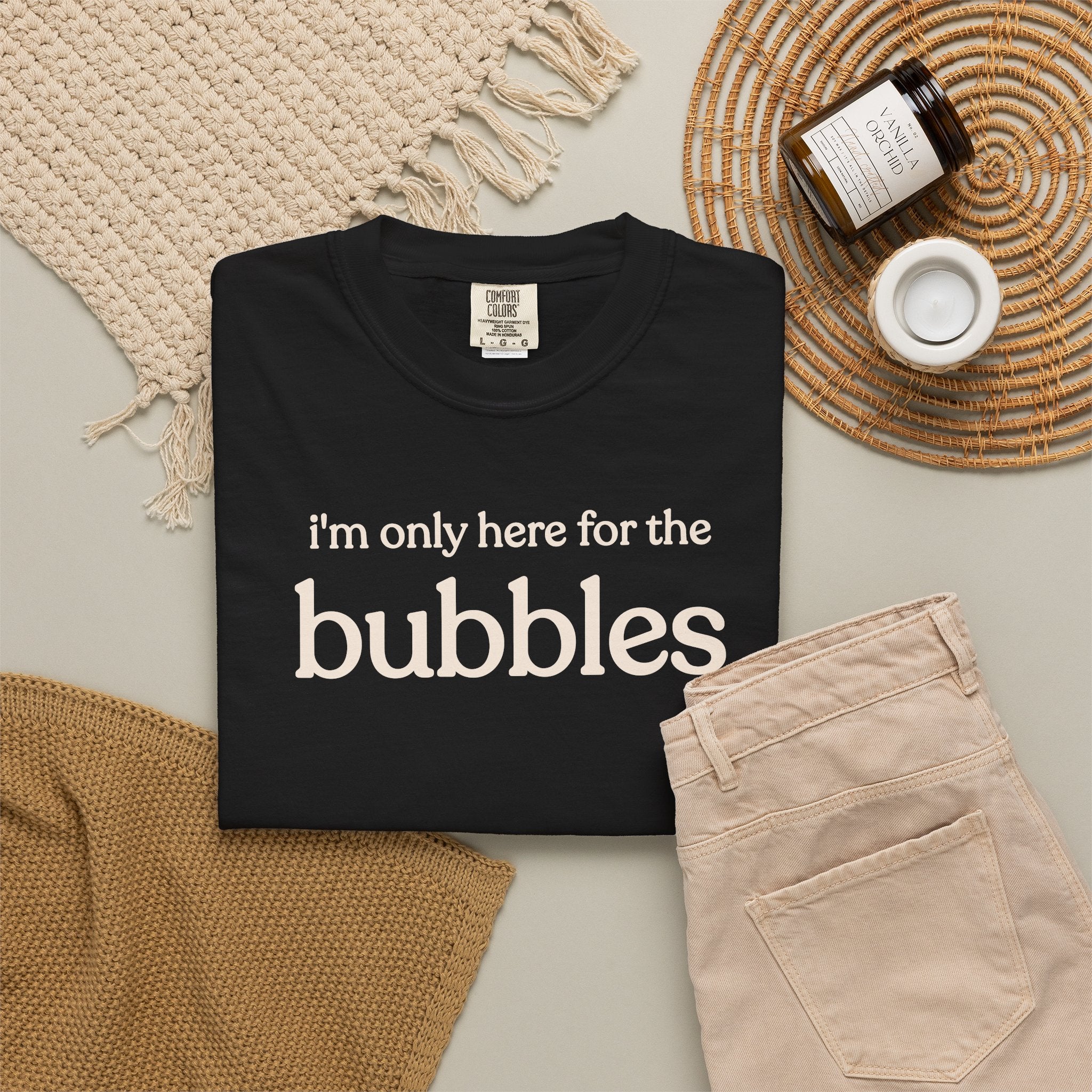 i'm only here for the bubbles T-shirt