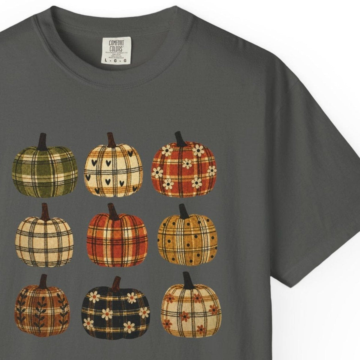 plaid pumpkins T-shirt